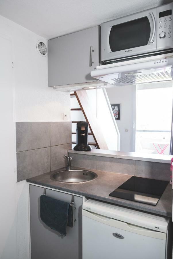 James Cook - Fairytale Factory Apartment Bussy-Saint-Georges Exterior photo