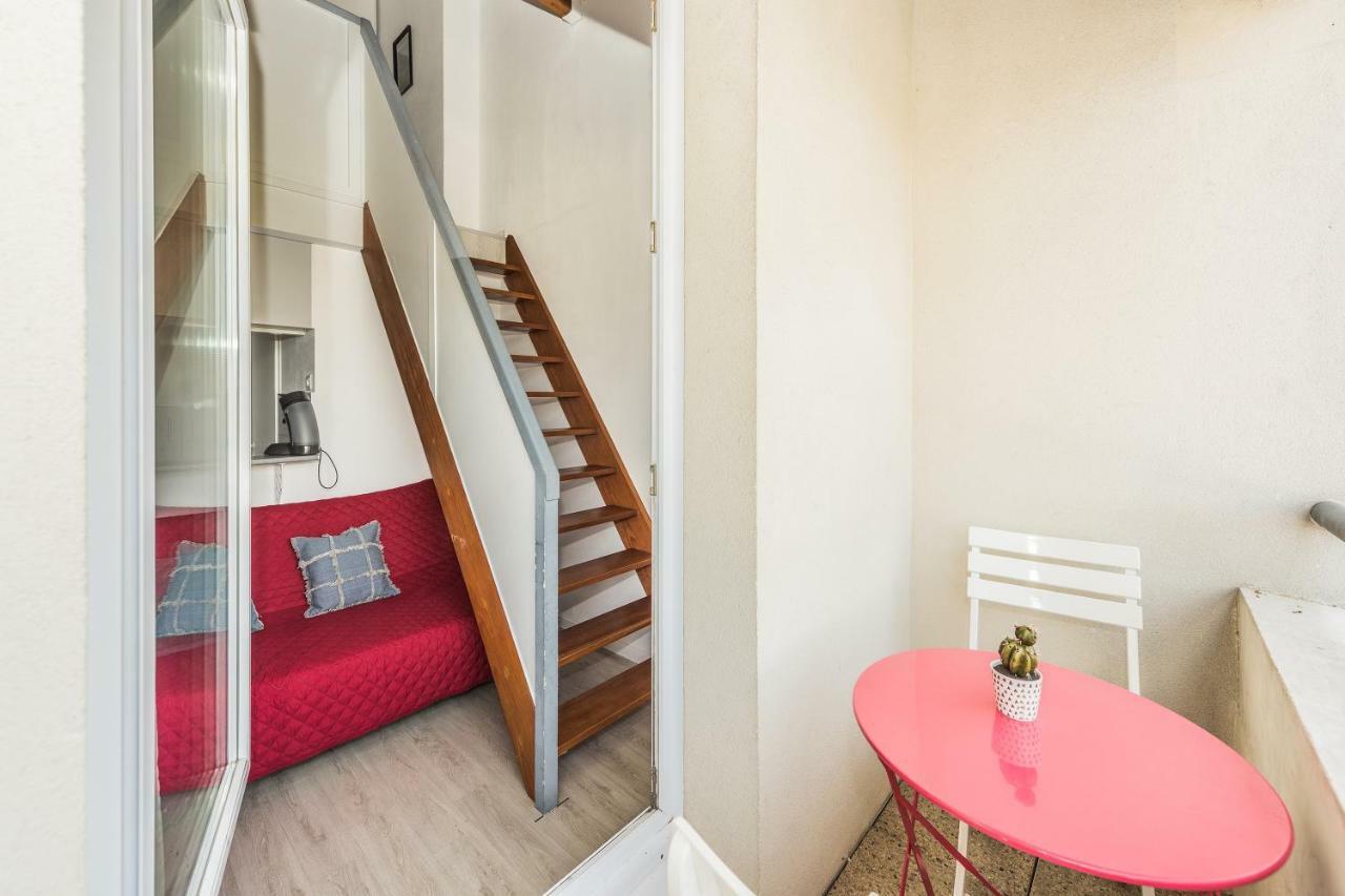 James Cook - Fairytale Factory Apartment Bussy-Saint-Georges Exterior photo